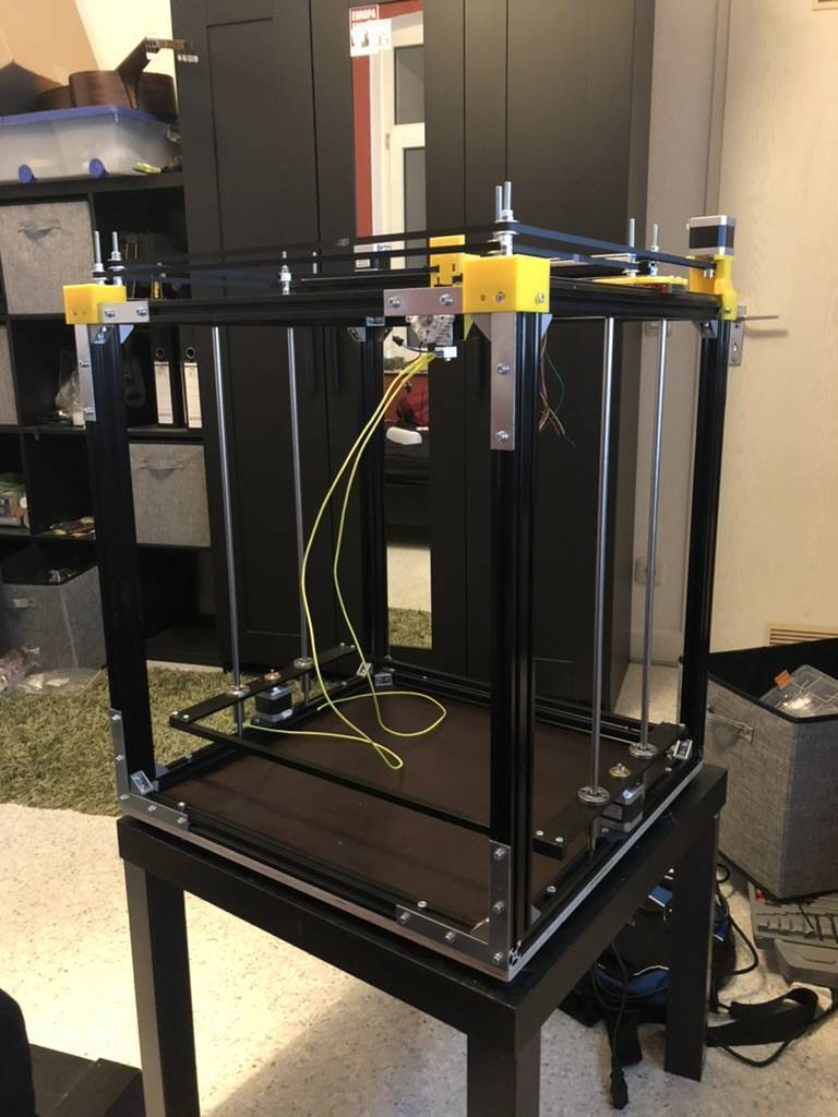 Stabilized frame with custom components for the XY-axis.